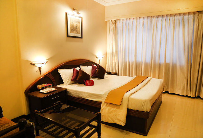 Hotel Oyo Rooms Pimpri Finolex Chowk 12
