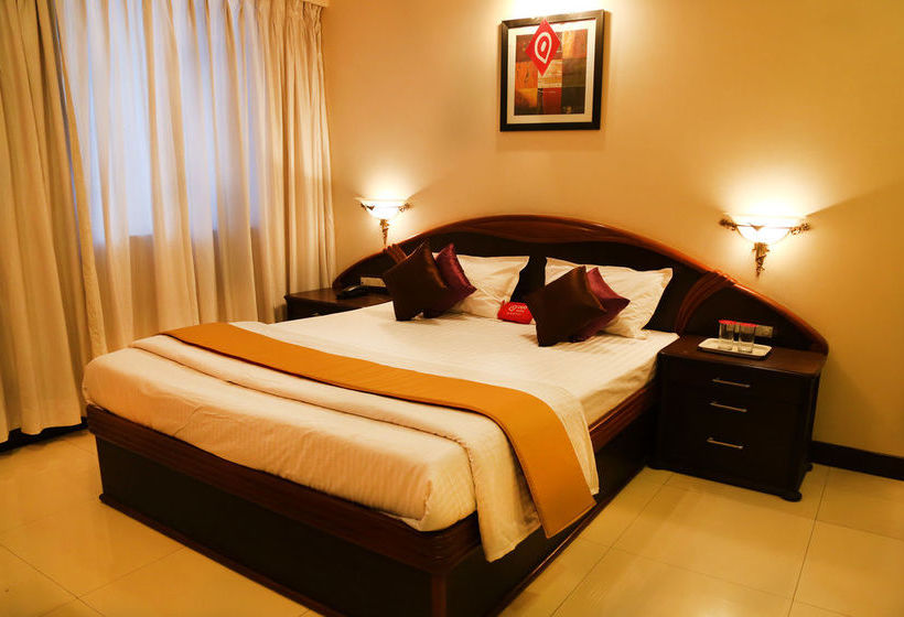 Hotel Oyo Rooms Pimpri Finolex Chowk 16