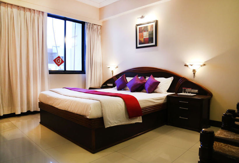 Hotel Oyo Rooms Pimpri Finolex Chowk 7