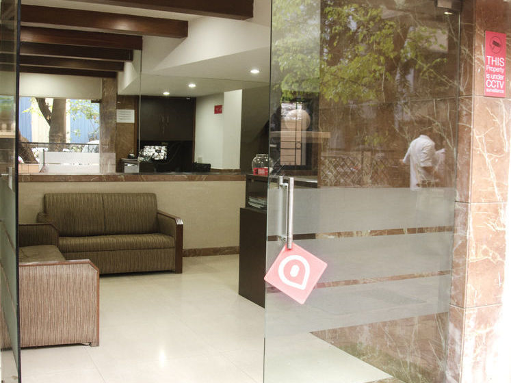Oyo Apartments Mumbai Domestic Airport 1 10