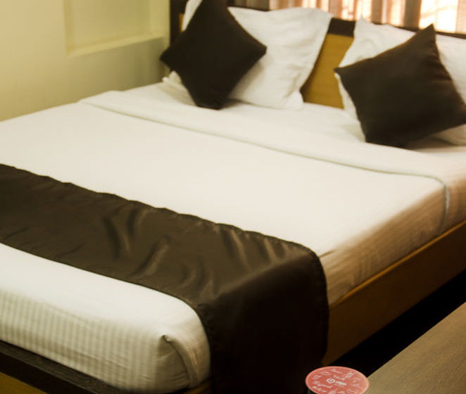 Oyo Apartments Mumbai Domestic Airport 1 14