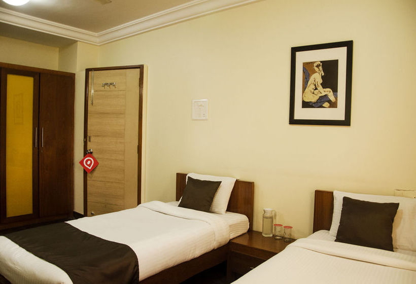 Oyo Apartments Mumbai Domestic Airport 1 2