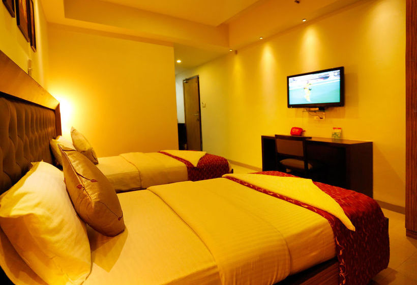 Hotel Oyo Rooms Jubilee Hills 6