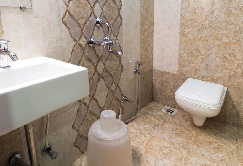 Hotel Oyo Rooms Mumbai International Airport 12