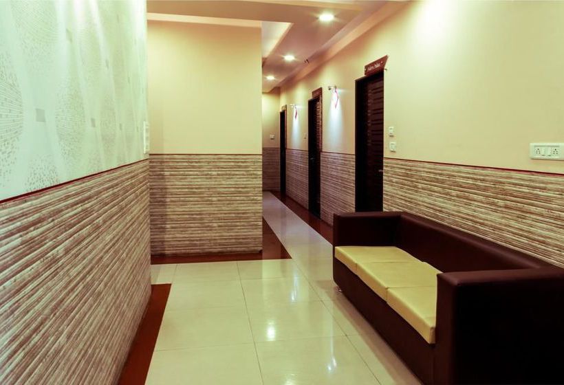 Hotel Oyo Rooms Mumbai International Airport 15