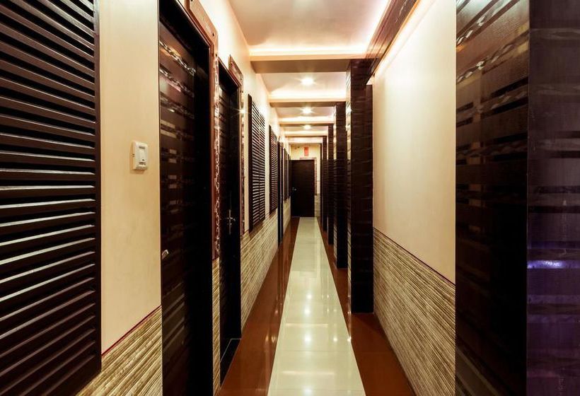 Hotel Oyo Rooms Mumbai International Airport 17