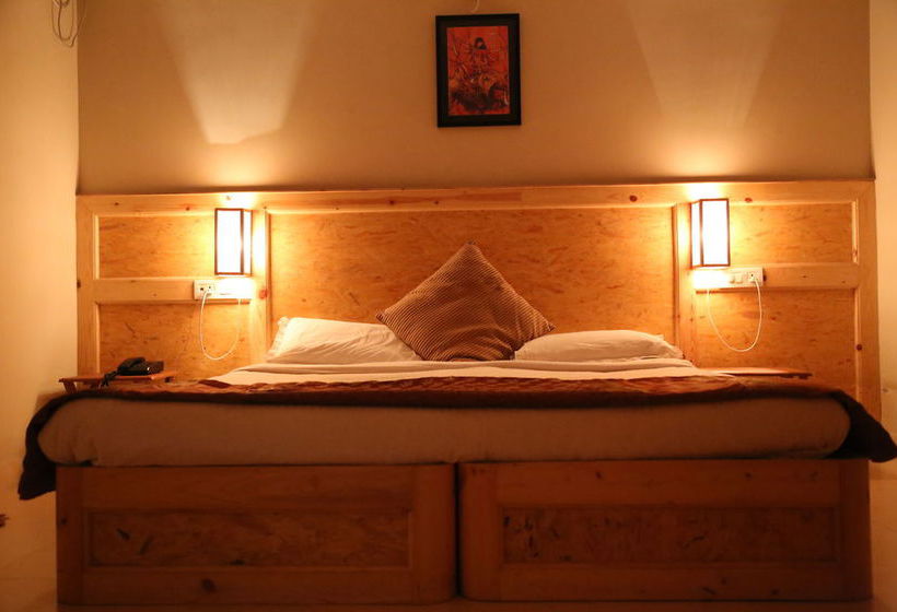 Hotel Oyo Rooms Mumbai International Airport 4