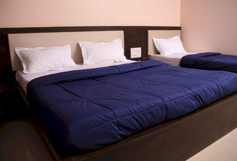Hotel Oyo Rooms Mumbai International Airport 9