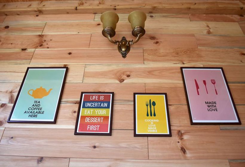 Hotel Urvashi S Retreat 12