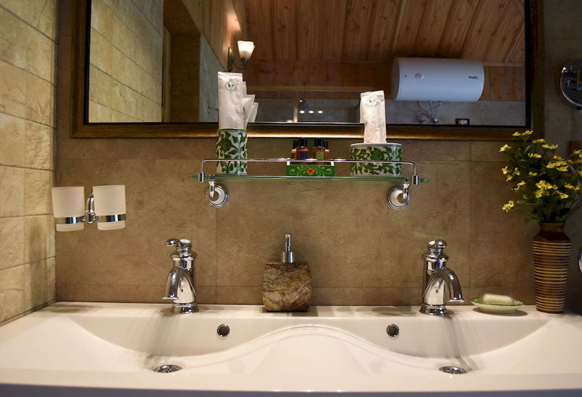 Hotel Urvashi S Retreat 20