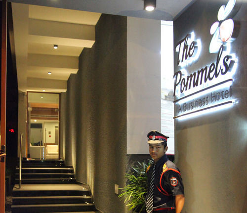 Hotel The Pommels Business 7