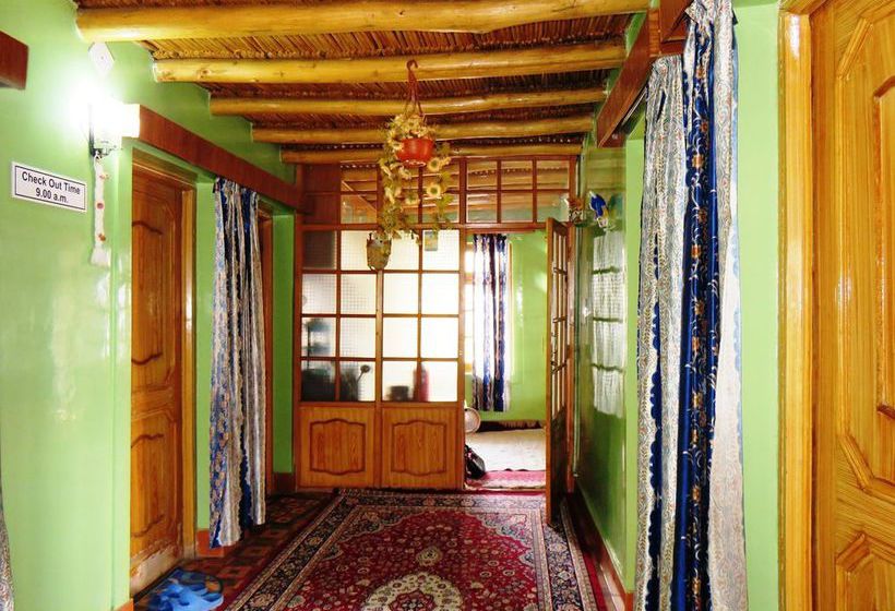 Pension Rahela Guest House & Home Stay 10