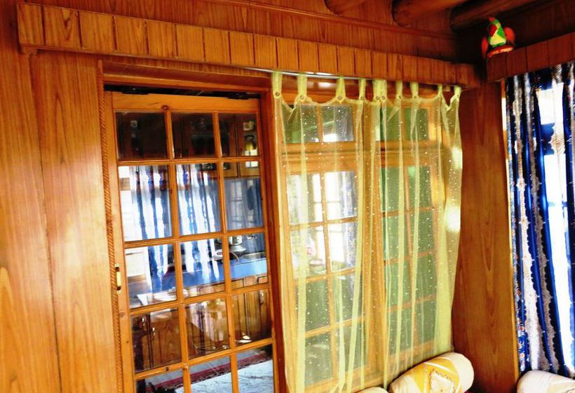 Pension Rahela Guest House & Home Stay 11