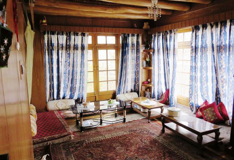 Pension Rahela Guest House & Home Stay 3