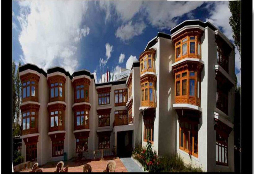 Hotel New Glacier View 2