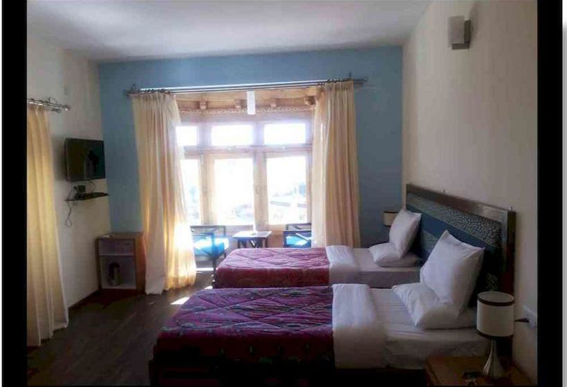 Hotel New Glacier View 7