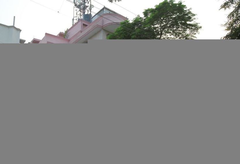 Hotel Oyo Premium Dlf One 16