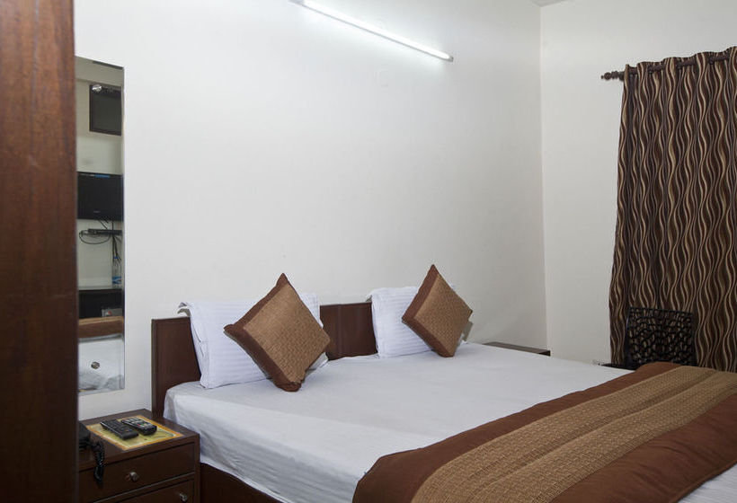 Hotel Oyo Rooms Medicity 1