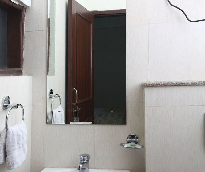 Hotel Oyo Rooms Medicity 13