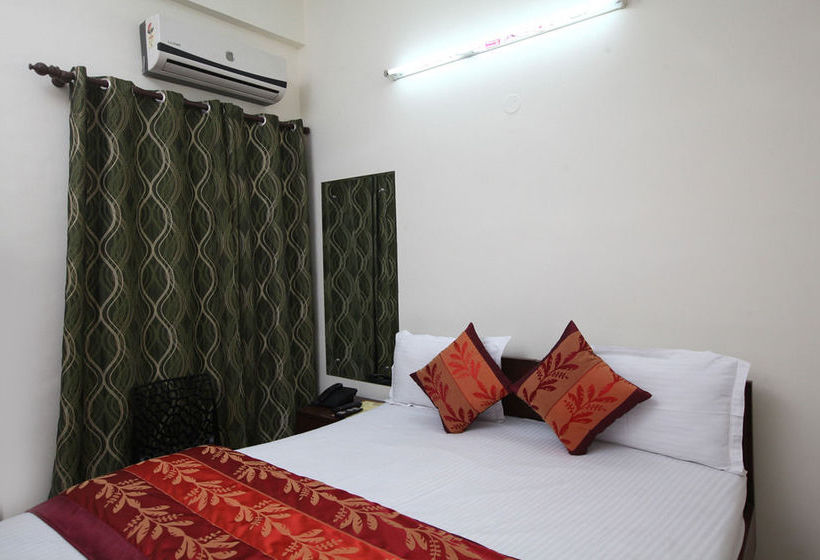 Hotel Oyo Rooms Medicity 9