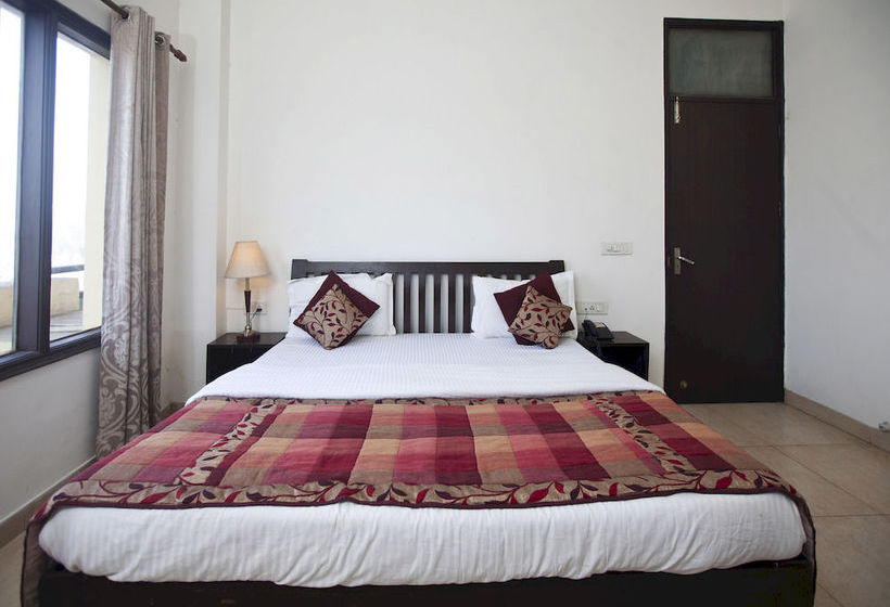 Hotel Oyo Rooms Rajiv Chowk 11