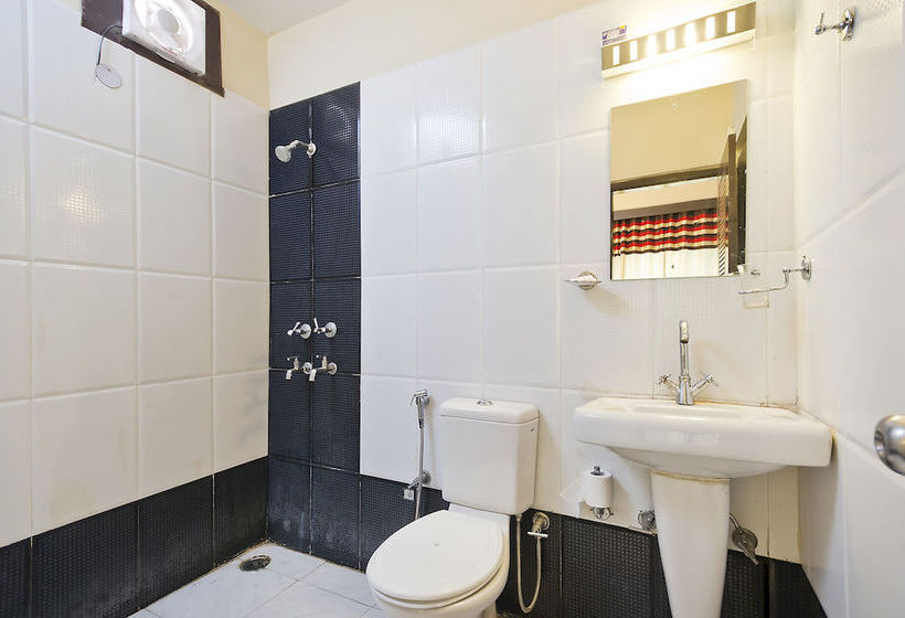 Hotel Oyo Premium Dlf Iii 3