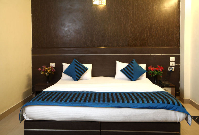 Hotel Oyo Rooms Noida Sector 71 11