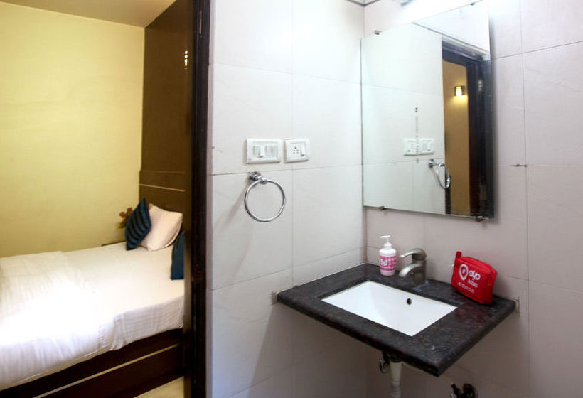 Hotel Oyo Rooms Noida Sector 71 2