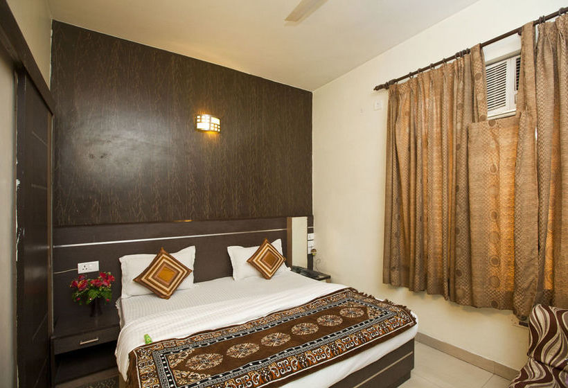 Hotel Oyo Rooms Noida Sector 71 8
