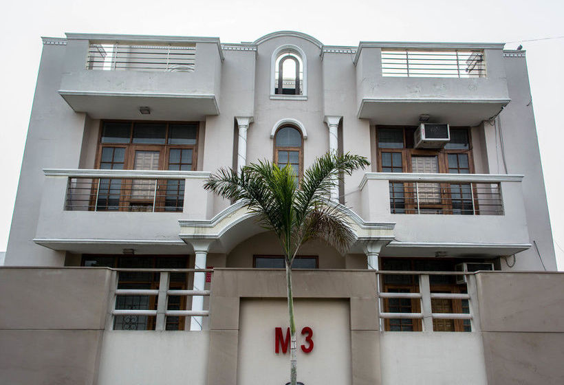 Hotel Oyo Rooms Greater Noida Delta 3 4