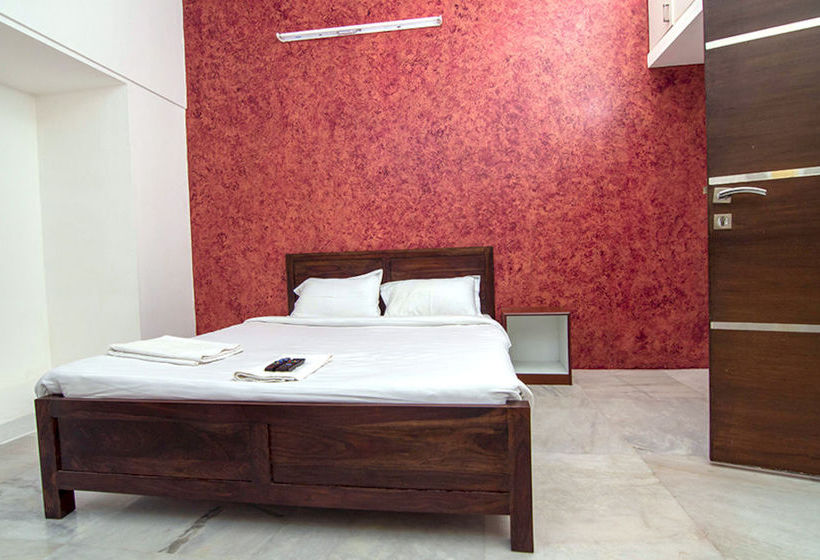 Phoenix Hospitality Services 13