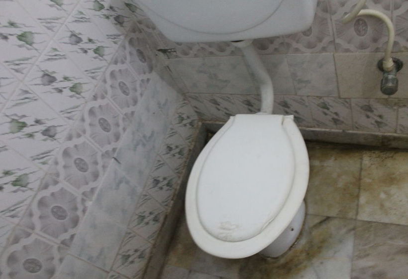 Hotel Jeevak International 10