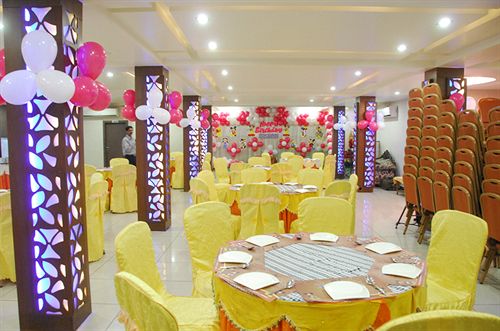 Hotel Nakshatra Inn 5