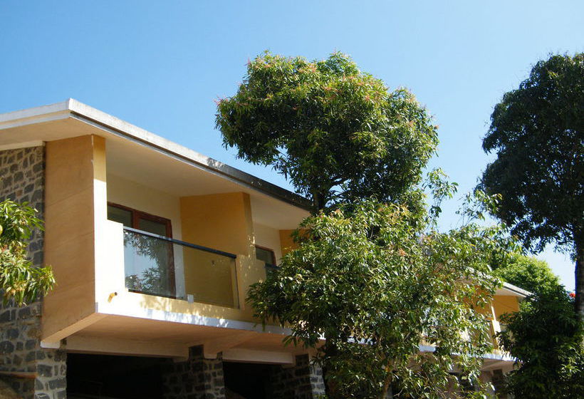 Hotel Poetree Sarovar Portico 13