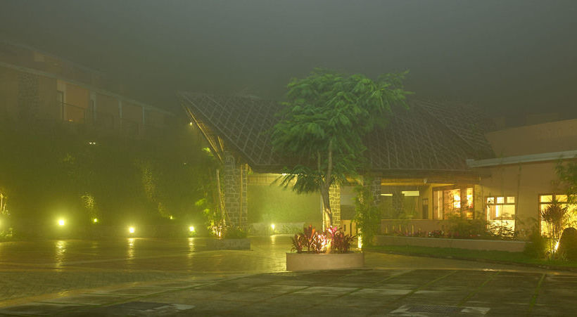 Hotel Poetree Sarovar Portico 17