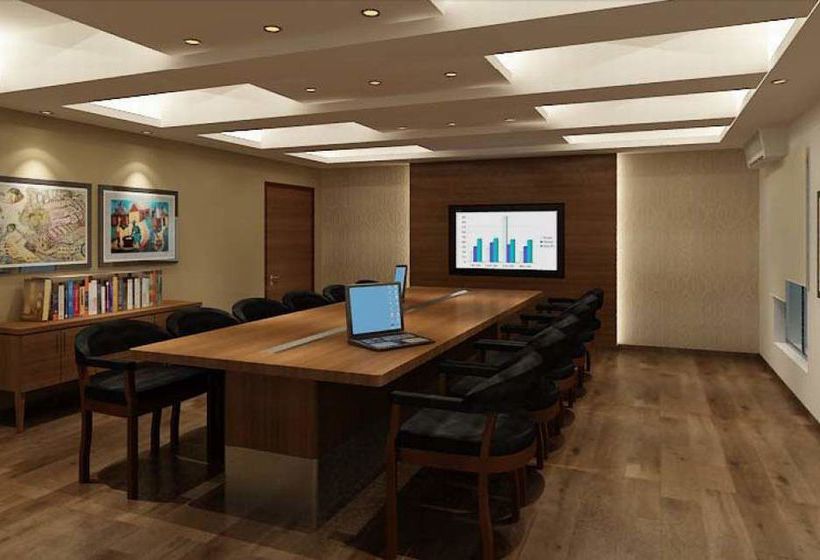 Hotel Poetree Sarovar Portico 2