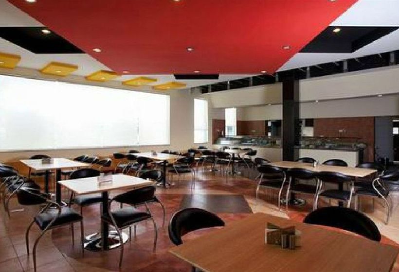 Hotel Shri Radha Brij Vasundhara 2