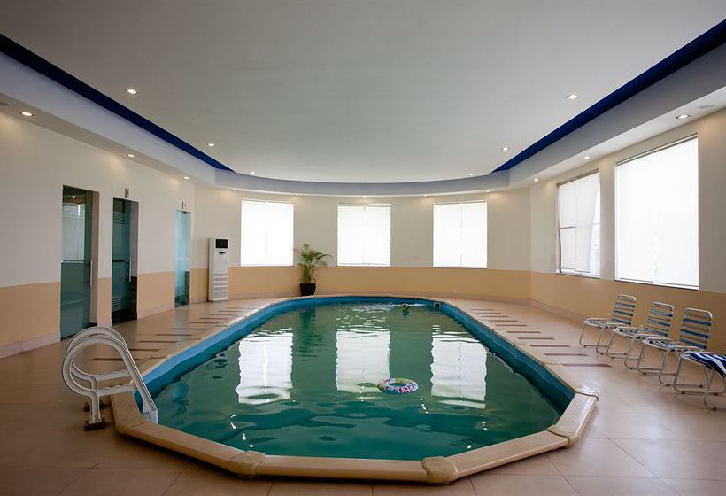 Hotel Shri Radha Brij Vasundhara 5