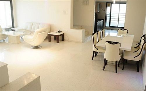 Astute Apartments 14