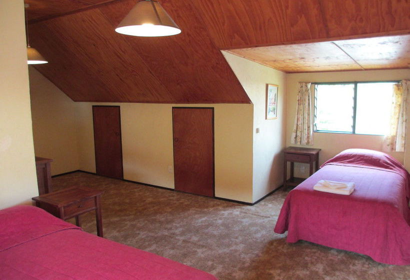 Woodlands Motels And Apartments