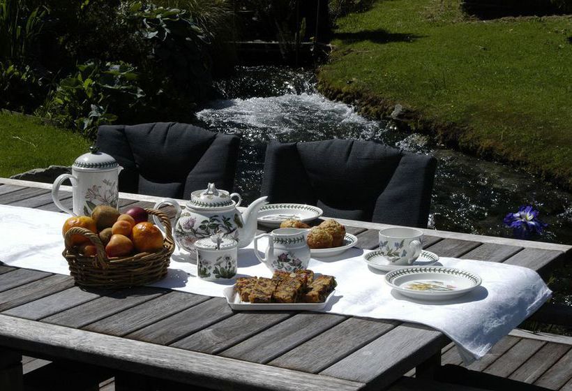 Bed and Breakfast Renmore House 1