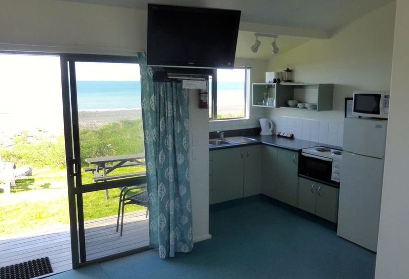 Napier Beach Kiwi Holiday Park & Motels 4