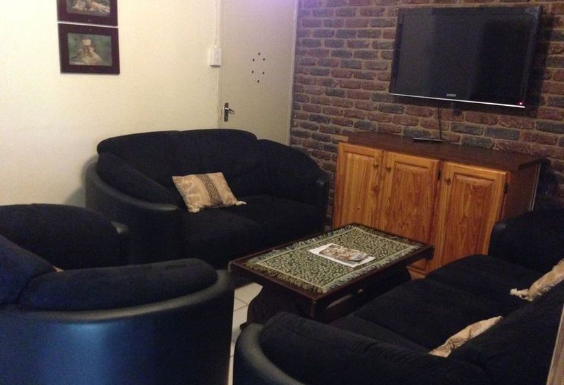 Pension Le Roux Lodge 11