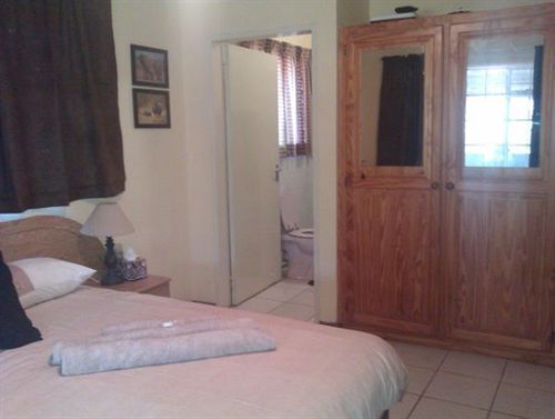 Pension Le Roux Lodge 20