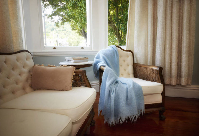 Hotel Escape To Picton 3