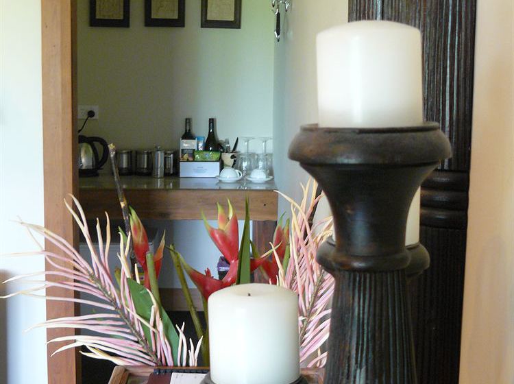 Cambridge Coach House 11