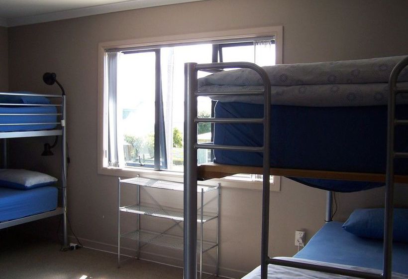 Hostel Turtle Cove Accommodation 18