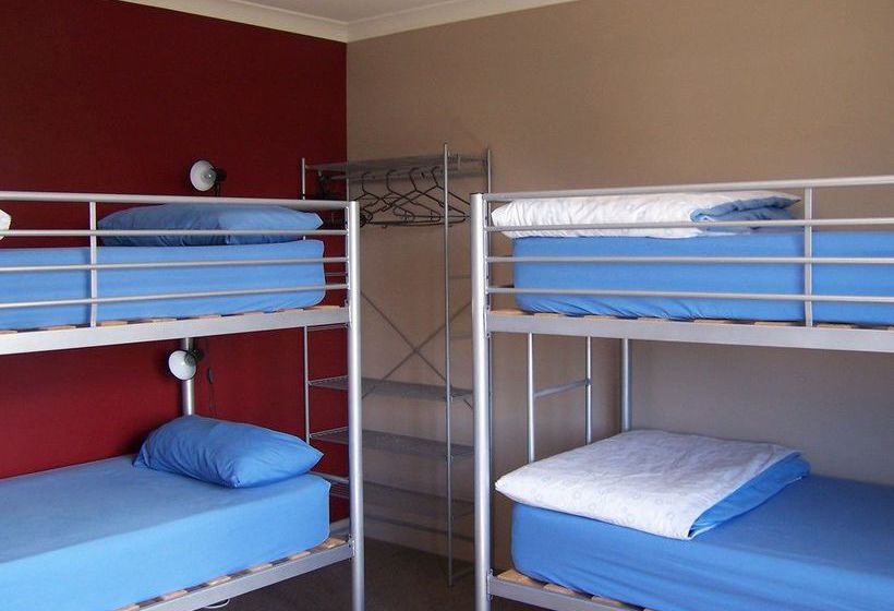 Hostel Turtle Cove Accommodation 19