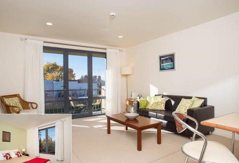 Nautilus Lodge Motel 6