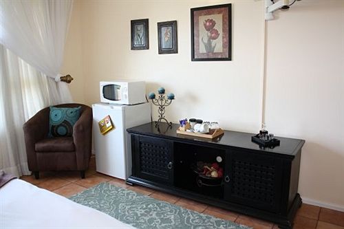 Pension Tariman Inn Guest House 5